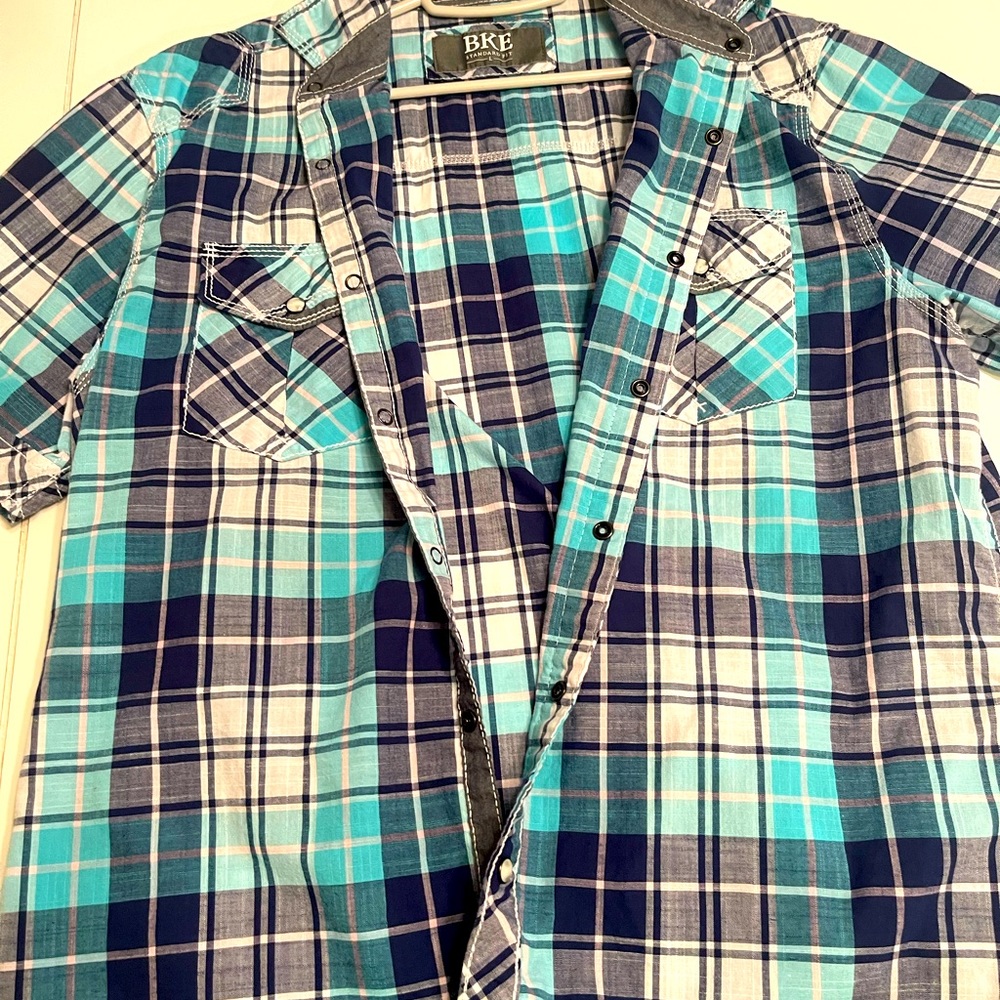BKE men’s short sleeve button down large flannel